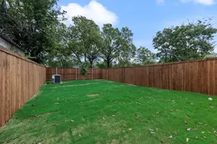 217 W Yarmouth St, Dallas, TX 75208 - Photo 22