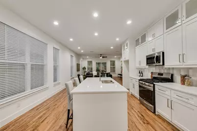 217 W Yarmouth Street, Dallas, TX 75208 - Photo 10