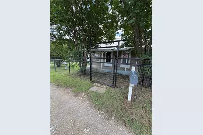 806 Tremont Street, Weatherford, TX 76086 - Photo 1