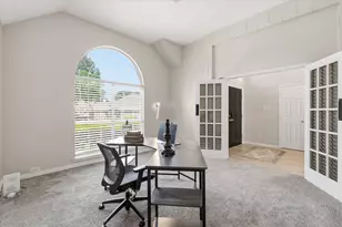 1674 Knoll Ridge Cir, Corinth, TX 76210 - Photo 4