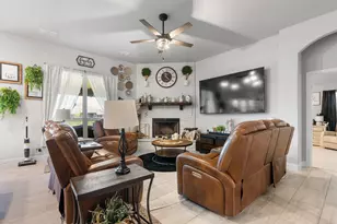 505 Livia St, Burleson, TX 76028 - Photo 6
