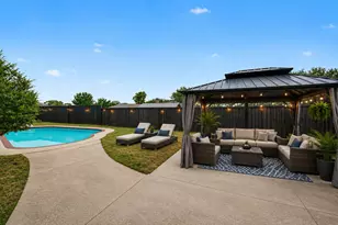 2709 Oak Cir, Plano, TX 75075 - Photo 4