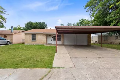 1628 Americana Boulevard, Blue Mound, TX 76131 - Photo 1