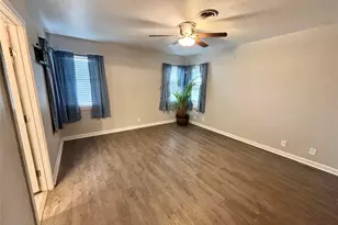 1410 Reynolds St, Goldthwaite, TX 76844 - Photo 10