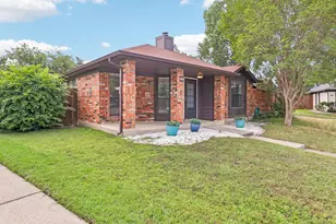 204 Nixon St, Coppell, TX 75019 - Photo 2