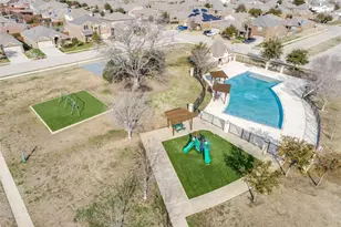 612 Wounded Knee Dr, Aubrey, TX 76227 - Photo 26