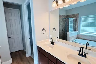1008 Caudle Ln, Savannah, TX 76227 - Photo 12