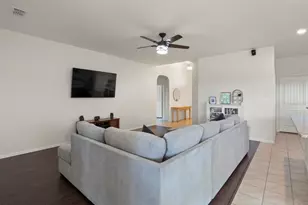 8209 Karole Dr, Fort Worth, TX 76120 - Photo 12