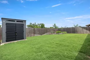 8209 Karole Dr, Fort Worth, TX 76120 - Photo 30