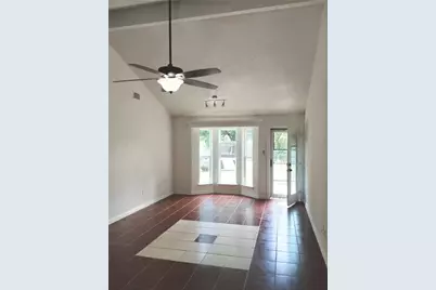 704 Manhattan Drive, Dallas, TX 75217 - Photo 6