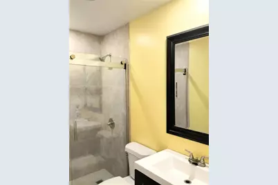 704 Manhattan Drive, Dallas, TX 75217 - Photo 8