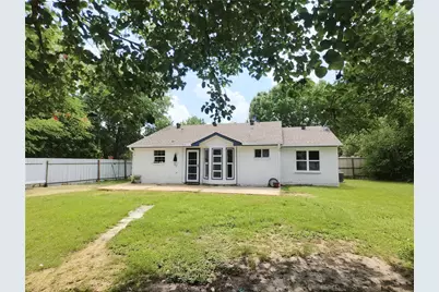 704 Manhattan Drive, Dallas, TX 75217 - Photo 22