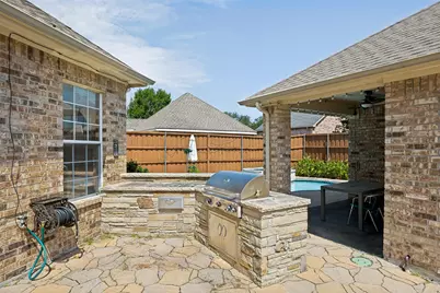 2521 Sir Tristram Lane, Lewisville, TX 75056 - Photo 32