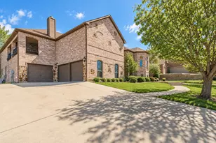 12548 Avondale Ridge Dr, Fort Worth, TX 76179 - Photo 2