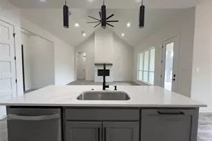 121 Cartwright Rd, Weatherford, TX 76087 - Photo 8