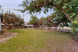 301 Stoneport Dr, Dallas, TX 75217 - Photo 40