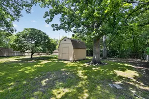 3272 Mimosa Park Dr, Richland Hills, TX 76118 - Photo 8