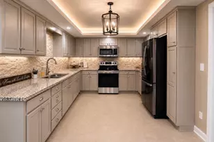 2202 Carriage Estates Rd, Sherman, TX 75092 - Photo 10