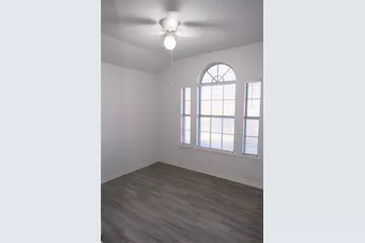 10707 Copperwood Drive, Frisco, TX 75035 - Photo 2