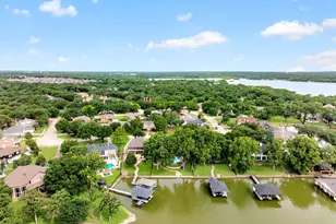 328 Leeward Cir, Azle, TX 76020 - Photo 2