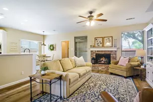 4049 Brazos Dr, Carrollton, TX 75007 - Photo 18