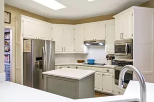 4049 Brazos Dr, Carrollton, TX 75007 - Photo 12