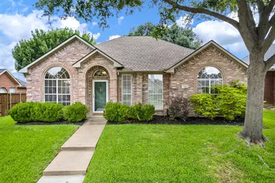 4049 Brazos Drive, Carrollton, TX 75007 - Photo 2