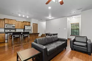 2410 S 2nd St, Waco, TX 76706 - Photo 4