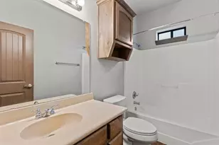 2410 S 2nd St, Waco, TX 76706 - Photo 12