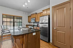 2410 S 2nd St, Waco, TX 76706 - Photo 6