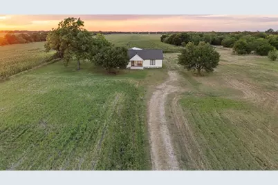 300 Grellhesl, West, TX 76691 - Photo 26