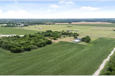 300 Grellhesl, West, TX 76691 - Photo 32