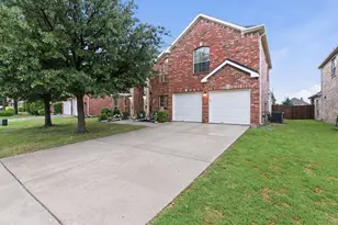 1579 Polo Heights Dr, Frisco, TX 75033 - Photo 2