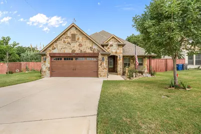 606 Hillside Circle, Little Elm, TX 75068 - Photo 1
