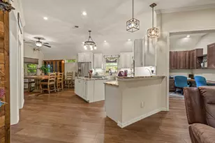 606 Hillside Cir, Little Elm, TX 75068 - Photo 6