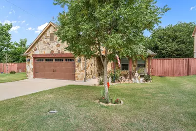 606 Hillside Circle, Little Elm, TX 75068 - Photo 8
