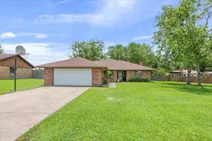 118 Rocky Creek Ave, Groesbeck, TX 76642 - Photo 32