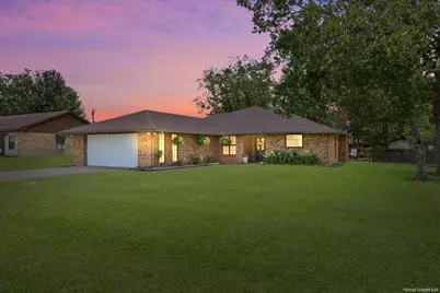118 Rocky Creek Avenue, Groesbeck, TX 76642 - Photo 1