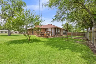 118 Rocky Creek Avenue, Groesbeck, TX 76642 - Photo 30