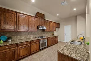 1808 Sanderlain Ln, Allen, TX 75002 - Photo 8