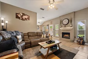 728 Saddle Rd, White Settlement, TX 76108 - Photo 4