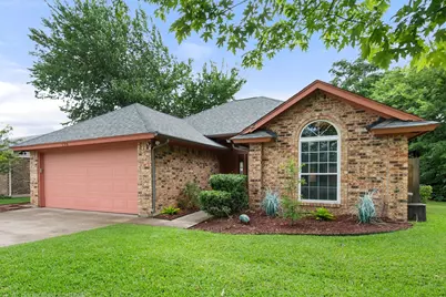 728 Saddle Road, White Settlement, TX 76108 - Photo 2