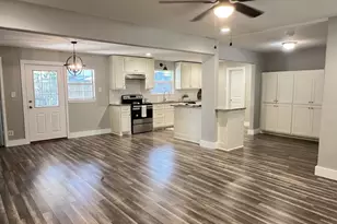 302 Glen Oaks Rd, Bonham, TX 75418 - Photo 2
