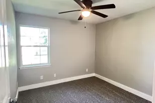 302 Glen Oaks Rd, Bonham, TX 75418 - Photo 10