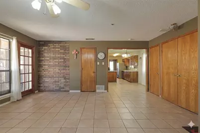 338 Marriott Lane, Garland, TX 75040 - Photo 6