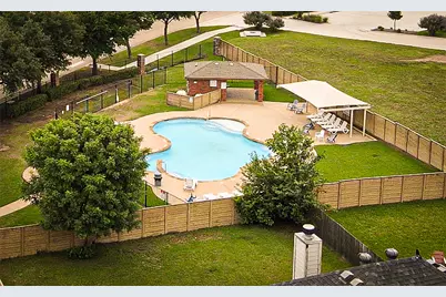 600 Fossil Wood Drive, Saginaw, TX 76179 - Photo 4