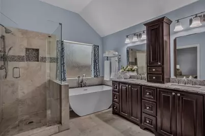 225 Red Bluff Drive, Hickory Creek, TX 75065 - Photo 22