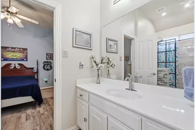 8106 Summerleaf Drive, Arlington, TX 76001 - Photo 20