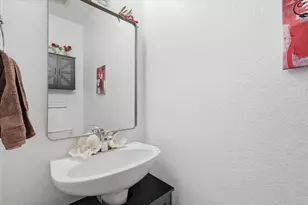 8106 Summerleaf Dr, Arlington, TX 76001 - Photo 24
