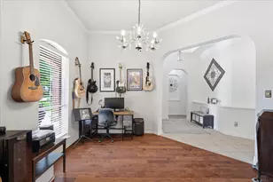 8106 Summerleaf Dr, Arlington, TX 76001 - Photo 12